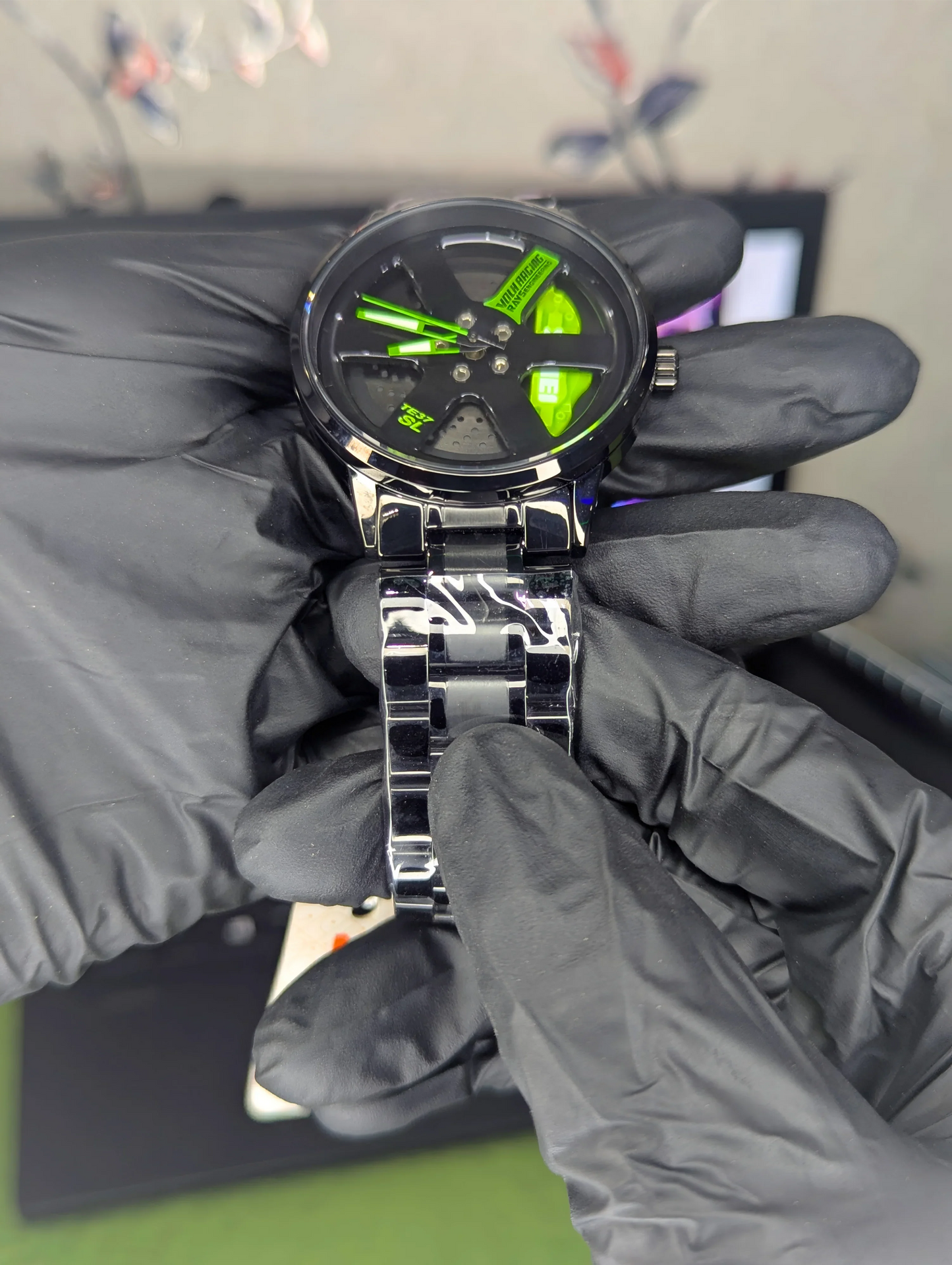 Rotating-Rim Green