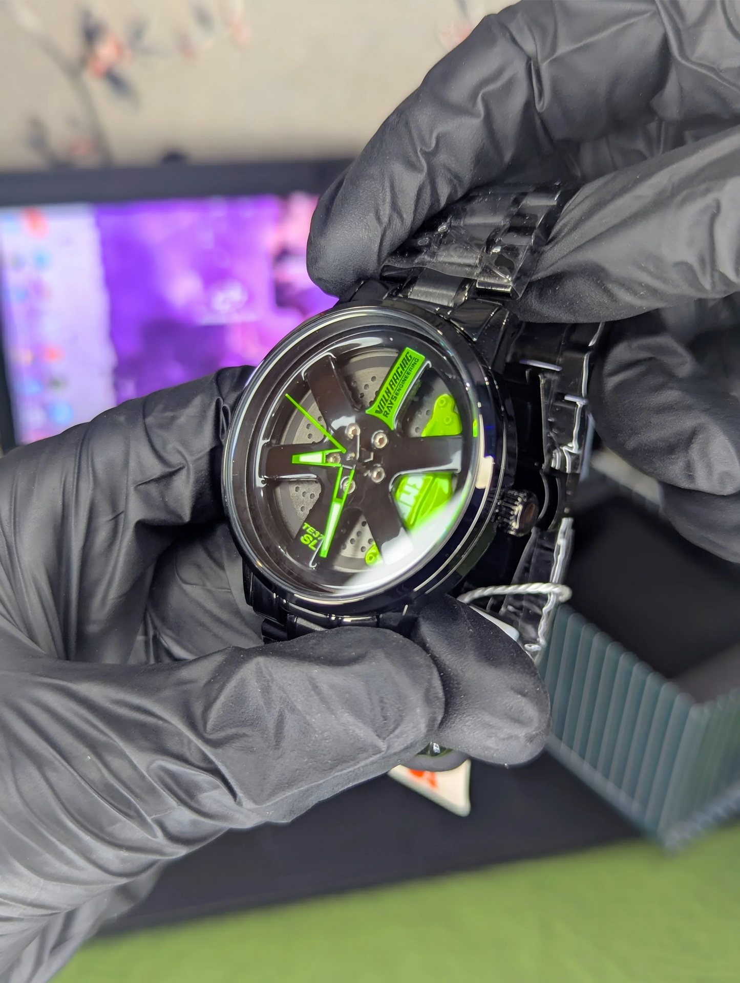 Rotating-Rim Green